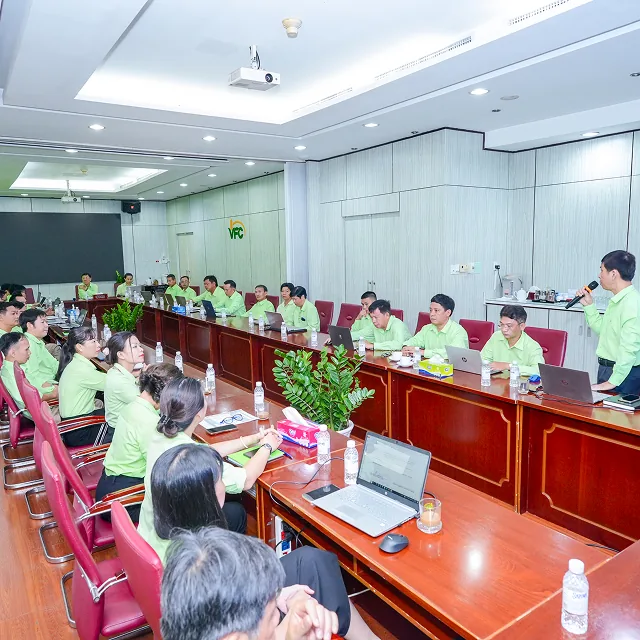 Đội ngũ và hoạt động của PestControl